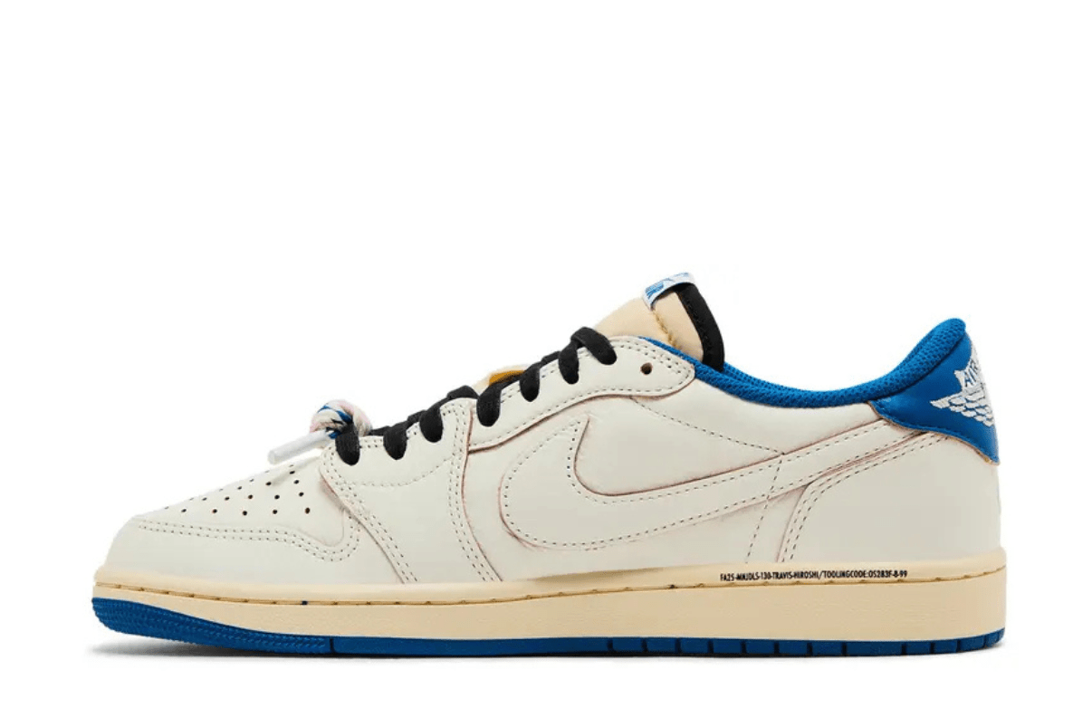 Tênis Nike Travis Scott x Fragment Design x Air Jordan 1 Low